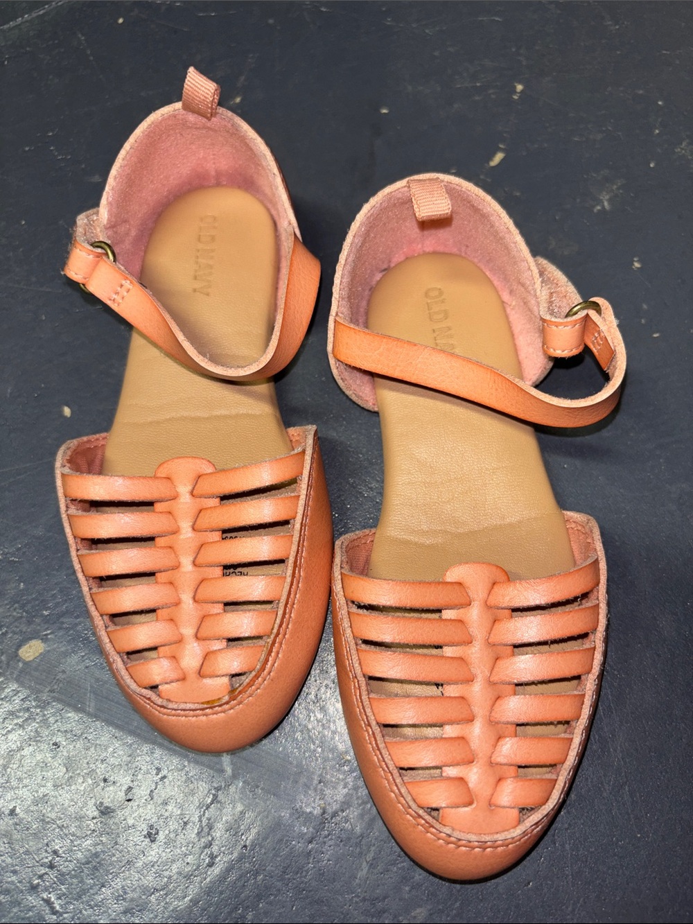Old Navy Coral Pink Strappy Girl’s Sandals
